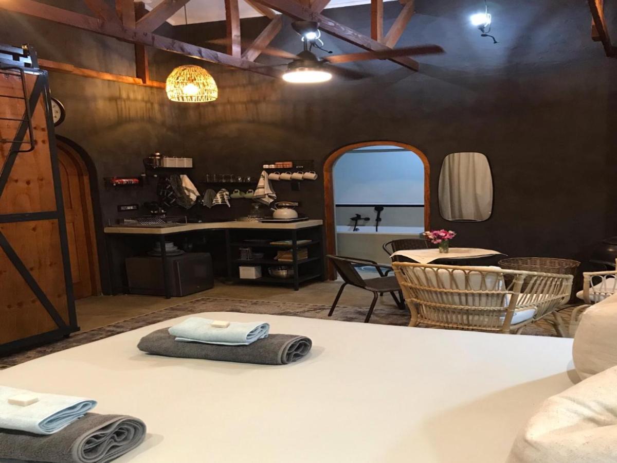 Apartamento Hannah'S Haven Studio Deluxe - No Loadshedding Beaufort West Exterior foto